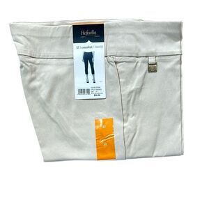NEW Rafaella Light Tan Capris